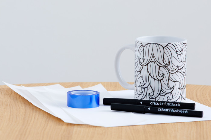 Cricut Mug Press Starter bundle product in use