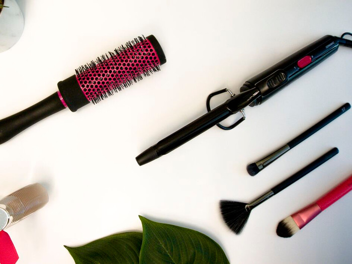 Rowenta Curler 2 CF2119 product in use