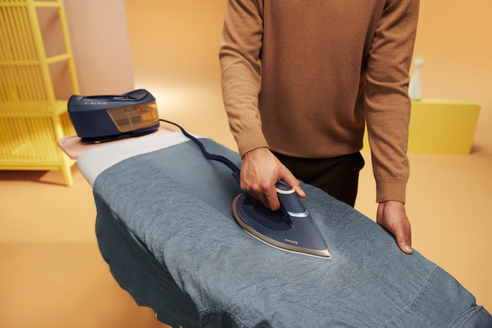 Philips PerfectCare 6000 Series PSG6066/20 produkt in gebrauch