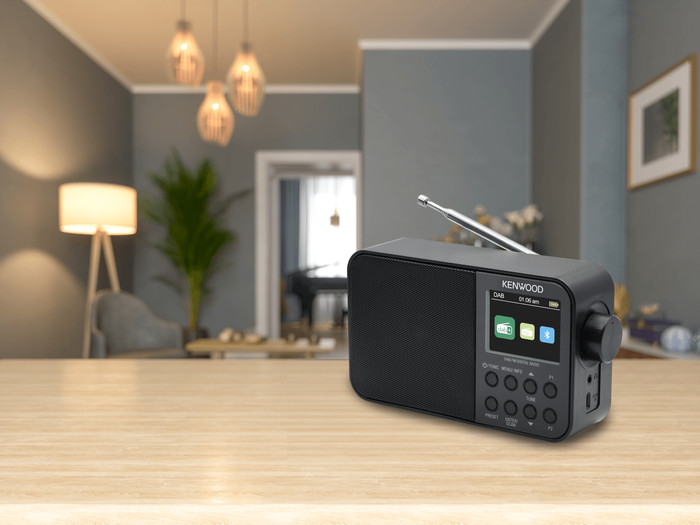 Kenwood CR-M30DAB Schwarz produkt in gebrauch