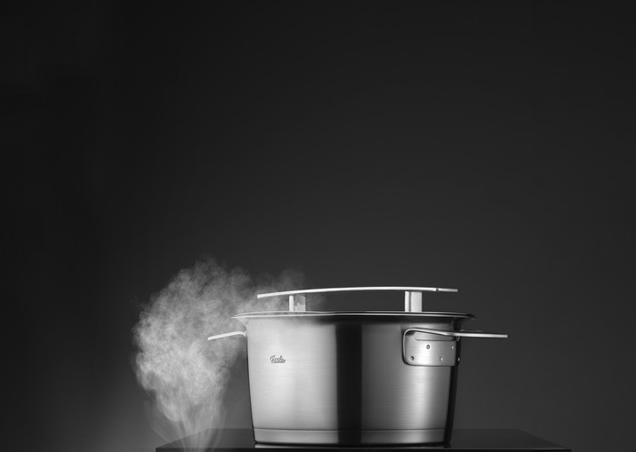 Fissler Phi Collection Topfset 5-teilig + Kasserolle produkt in gebrauch