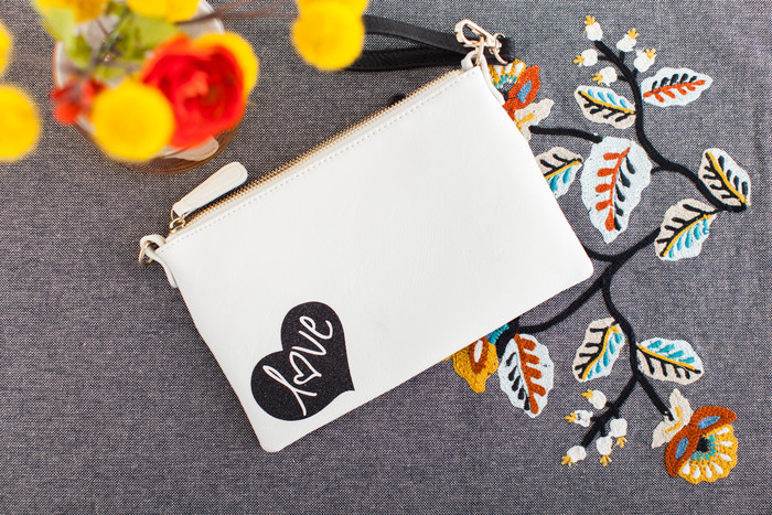 Cricut Joy Smart Iron-On Schwarz 14 cm x 60 cm produkt in gebrauch