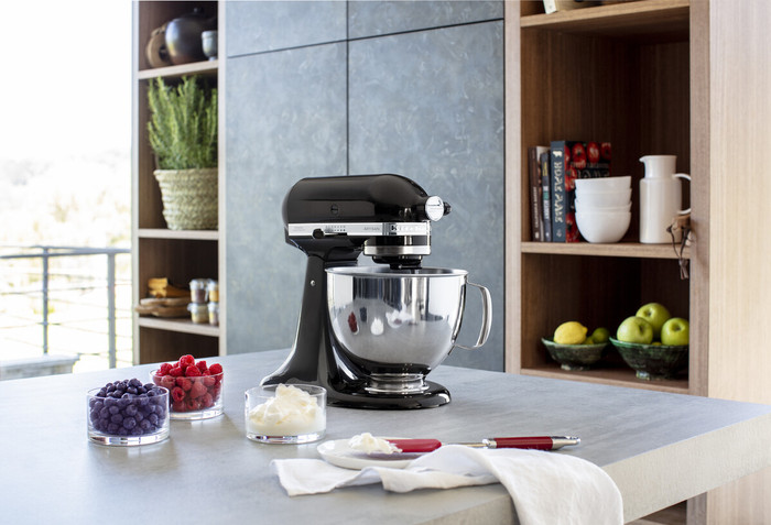 KitchenAid Artisan Mixer 5KSM125 Onyx Black + Ice Cream Maker product in use
