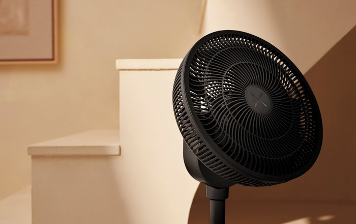 Duux Whisper 3 Black product in use