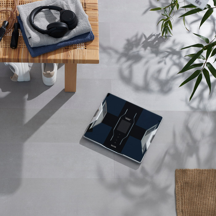 Tanita RD-953 Schwarz produkt in gebrauch