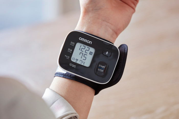 Omron RS3 Intelli IT produkt in gebrauch