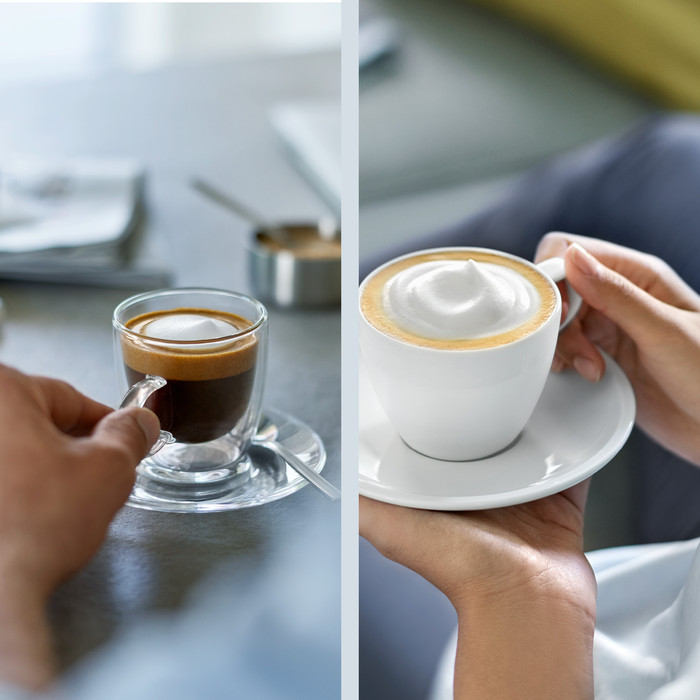 Siemens EQ.6 Plus s700 TE657M03DE product in use