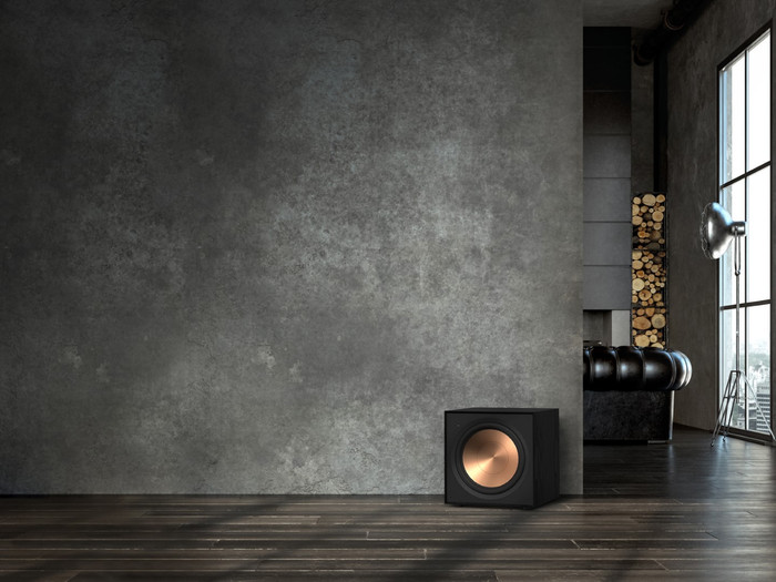Klipsch R-121SW produkt in gebrauch