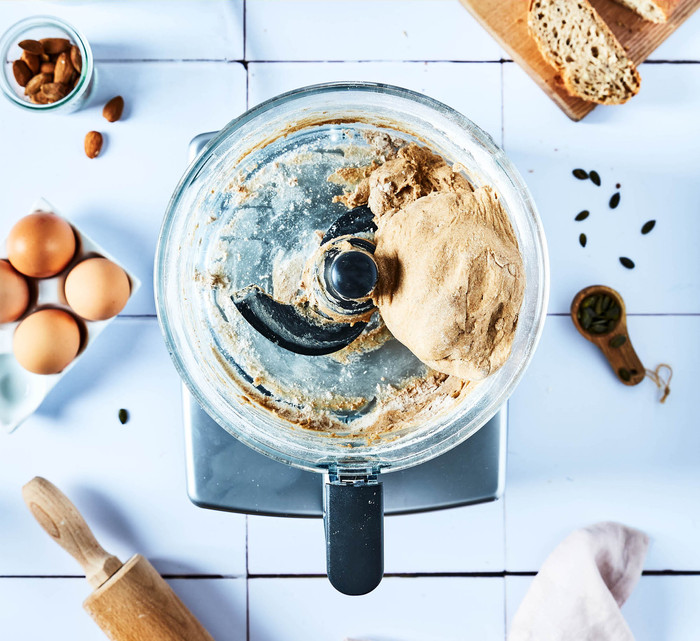 Magimix CS 5200 XL Premium Mattchrom produkt in gebrauch