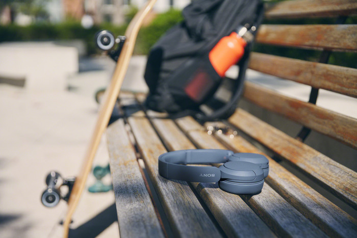 Sony WH-CH520 Blau produkt in gebrauch