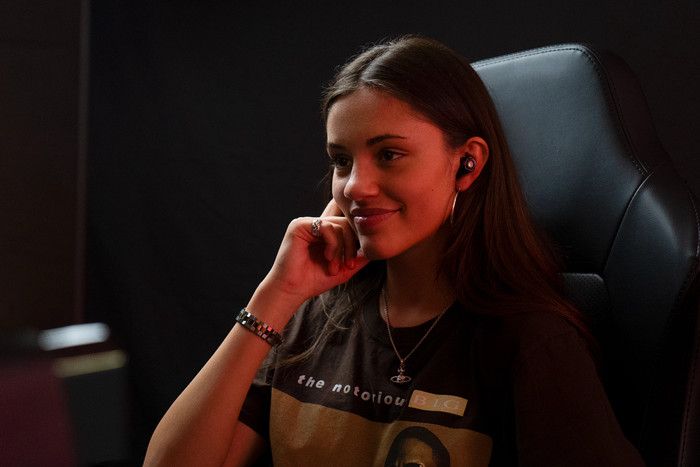 JBL Quantum Air TWS produkt in gebrauch