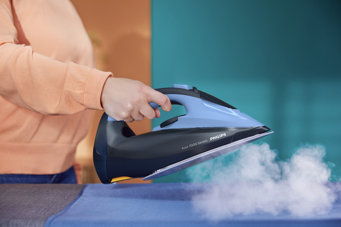 Philips 7000 Series DST7041/20 product in use