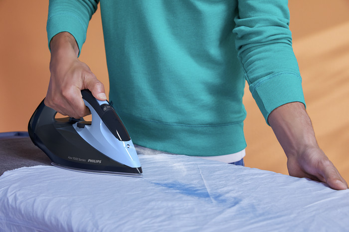 Philips 7000 Series DST7041/20 product in use