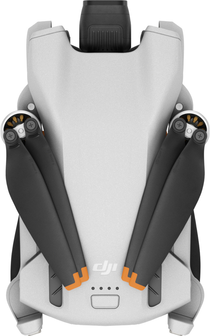 DJI Mini 3 Fly More Combo + Smart Controller detail