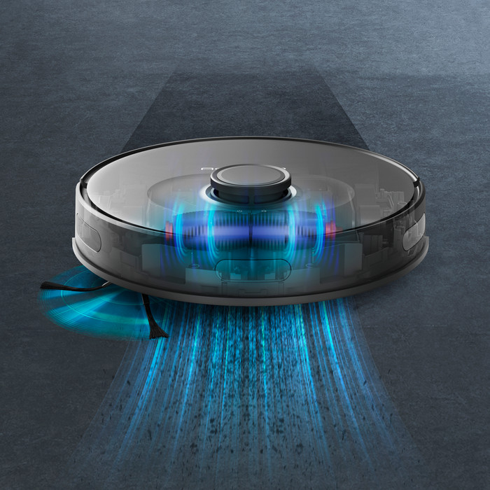 Rowenta X-Plorer Series 75 S+ RR8585 product in use