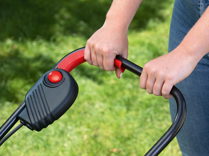 Bosch EasyMower 18V-32-200 + Bosch EasyHedgeCut 18-45 Li (without battery) null