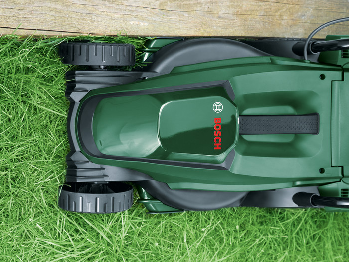 Bosch EasyMower 18V-32-200 + Bosch EasyHedgeCut 18-45 Li (without battery) null