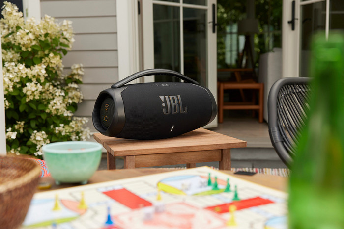 JBL Boombox 3 WLAN Schwarz produkt in gebrauch