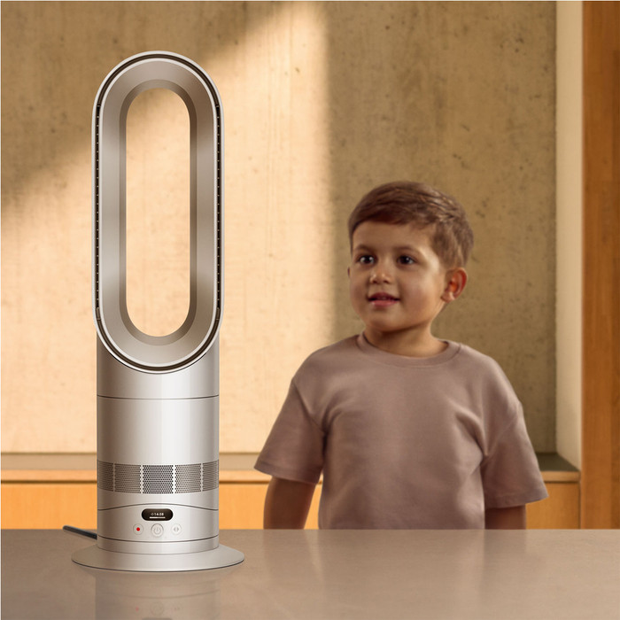 Dyson Hot+Cool HF1 product in use