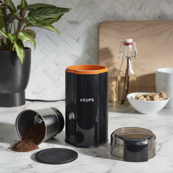 Krups GX3328 Silent Vortex product in use