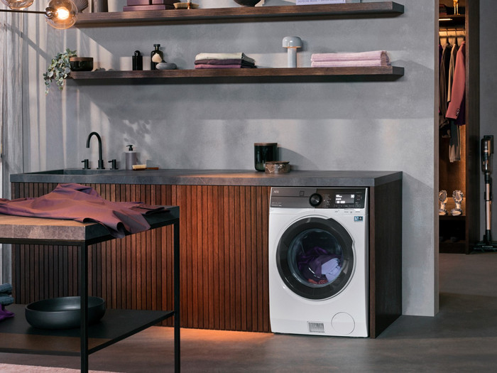 AEG LWR9W80600 - 10/6 kg produkt in gebrauch