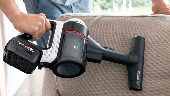 Bosch Unlimited 7 BSS715CARP produkt in gebrauch
