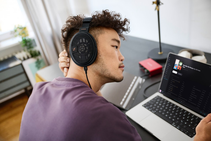 Sennheiser HD 660S2 produkt in gebrauch