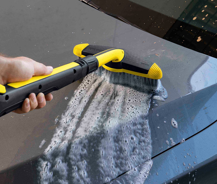 Kärcher K5 Premium Smart Control Flex Car Pack product in use