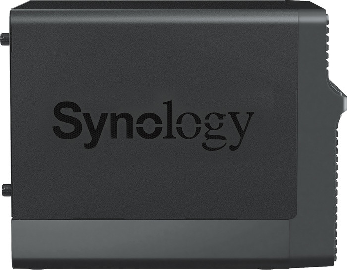 Synology DS423 linke seite