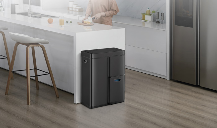 EKO Mirage Plus Sensor 30 + 2 x 15 Liter Matt Schwarz produkt in gebrauch