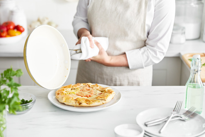 GreenLife Artisan Topf-/Pfannenset 12-teilig Gelb produkt in gebrauch