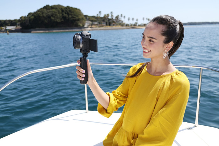 Canon RF 28mm f/2.8 STM product in use