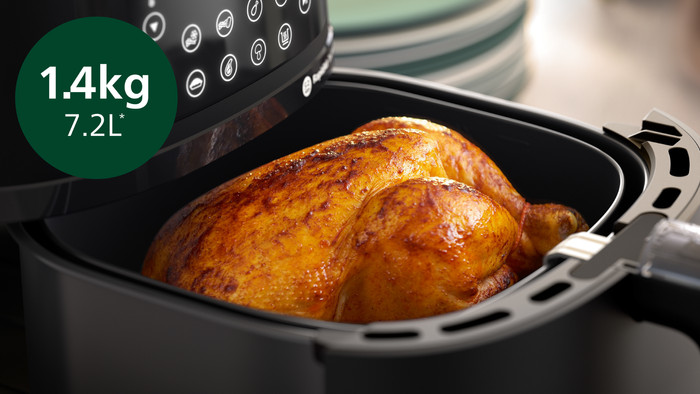 Philips Airfryer XXL HD9285/90 + Frying Rack product in use