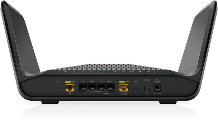 Netgear Nighthawk RAXE300 null