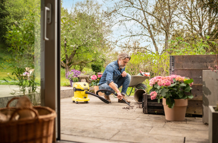 Kärcher WD 2-18 Battery Set V-12/18 produkt in gebrauch