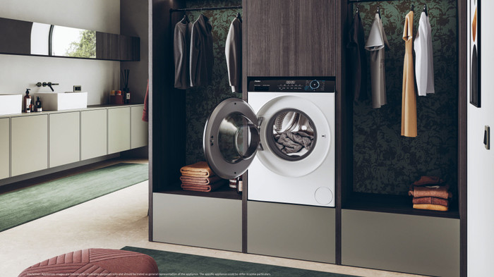 Haier HW100-B14939 product in use