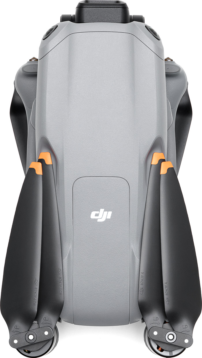 DJI Air 3 Fly More Combo + Smart Controller null