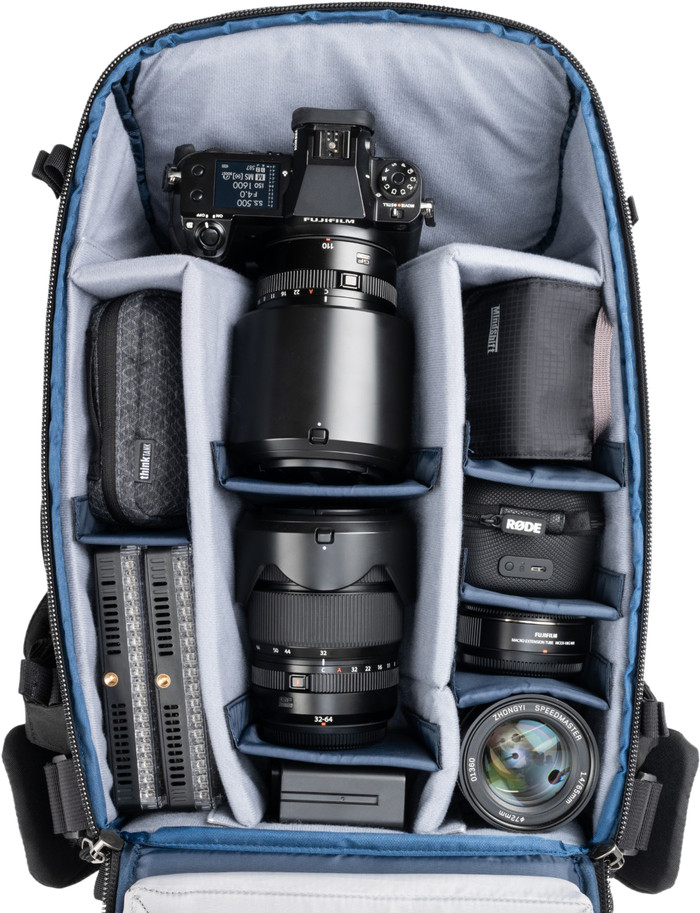 Think Tank DarkLight Reiserucksack 20L Schwarz innen