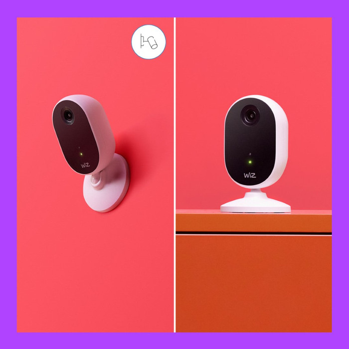 WiZ IP camera for indoors right side