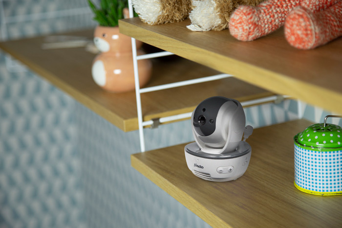 Alecto DVM-200M + Expansion Camera product in use