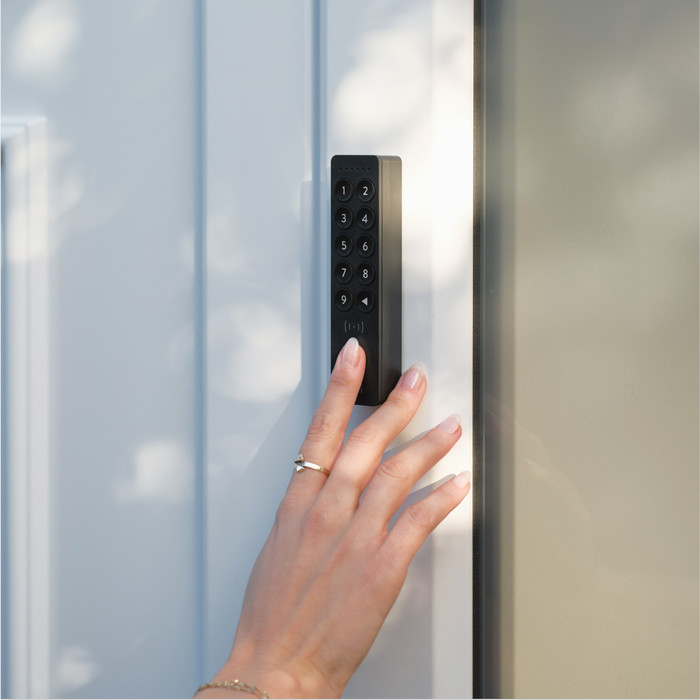 Nuki Keypad 2 NFC product in use