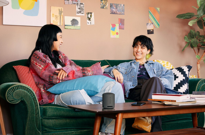 Sony SRS-XB100 Duo Pack Black product in use