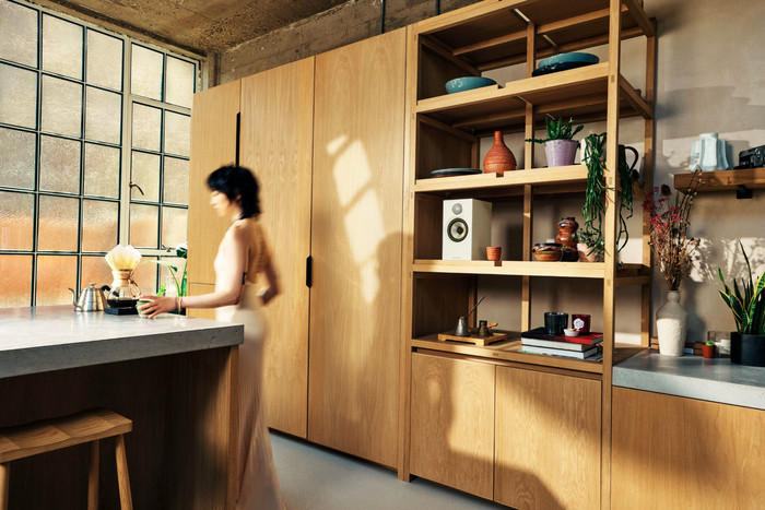 Bowers & Wilkins 607 S3 White (per pair) product in use