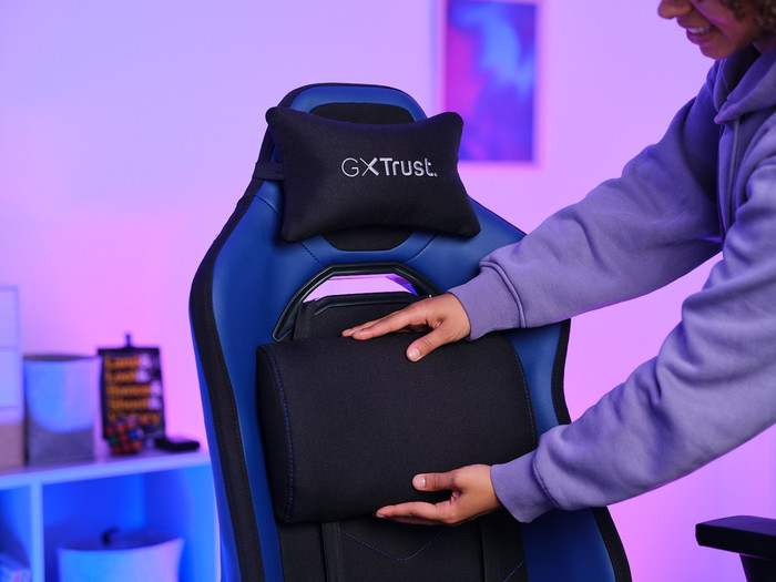 Trust GXT 714 Ruya Gaming-Stuhl Blau produkt in gebrauch