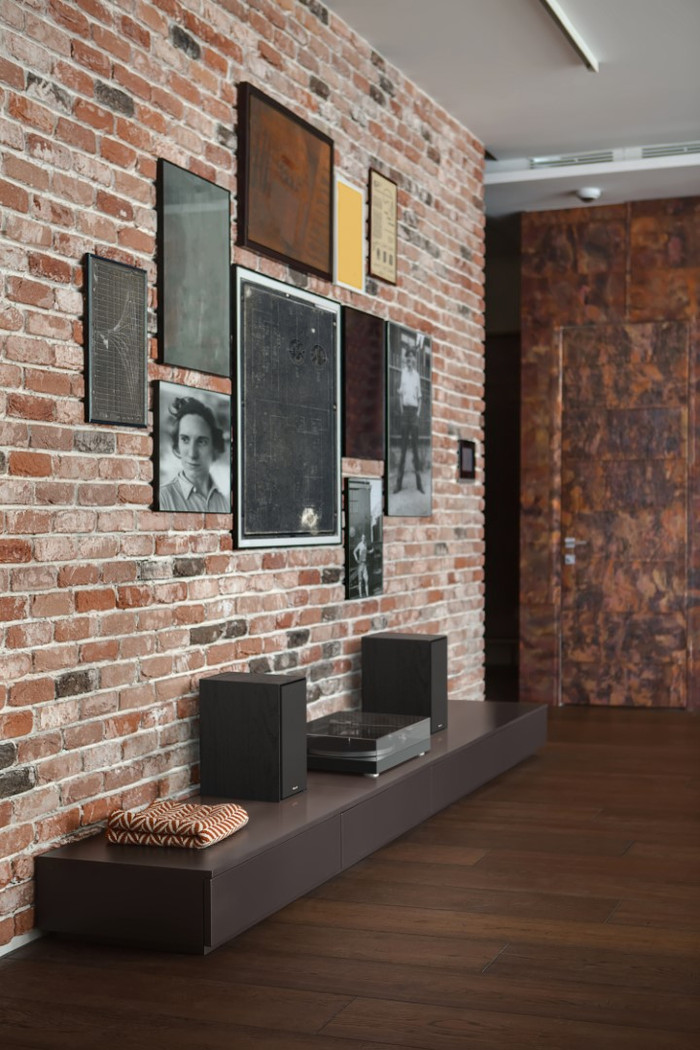 Klipsch R-50PM (per pair) product in use