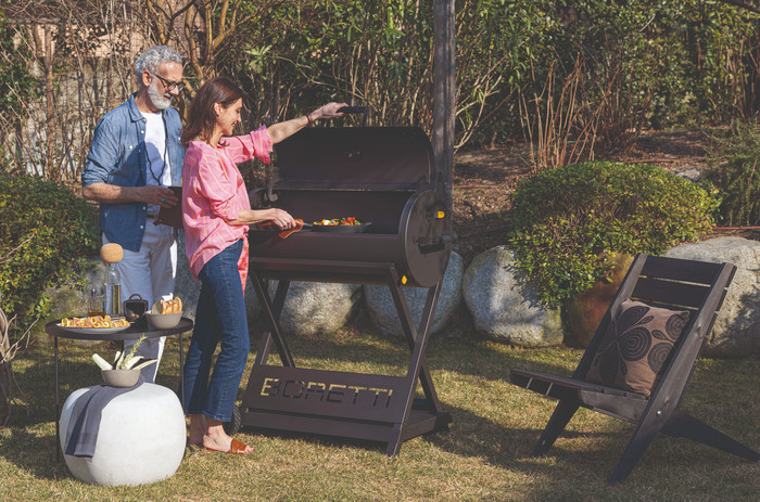Boretti Barilo 2.0 + Boretti BBQ Abdeckung Barilo produkt in gebrauch