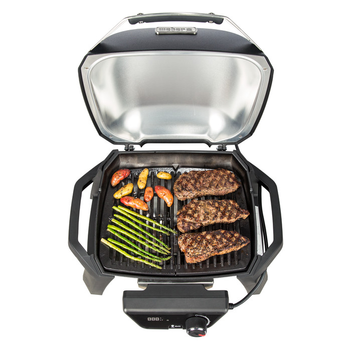 Weber Pulse 1000 product in use