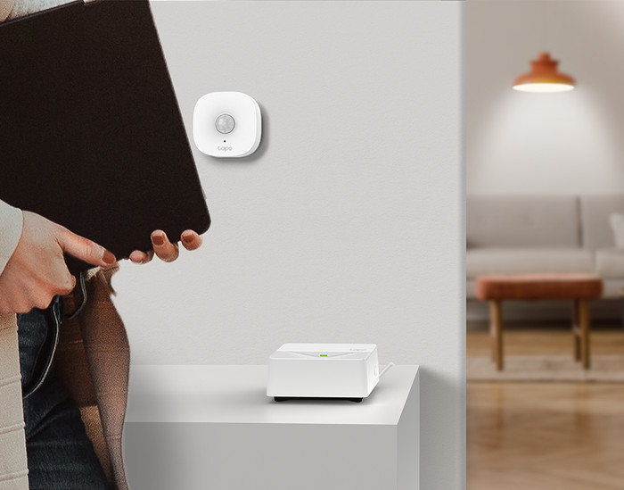 TP-Link Tapo H200 Smart Hub product in use