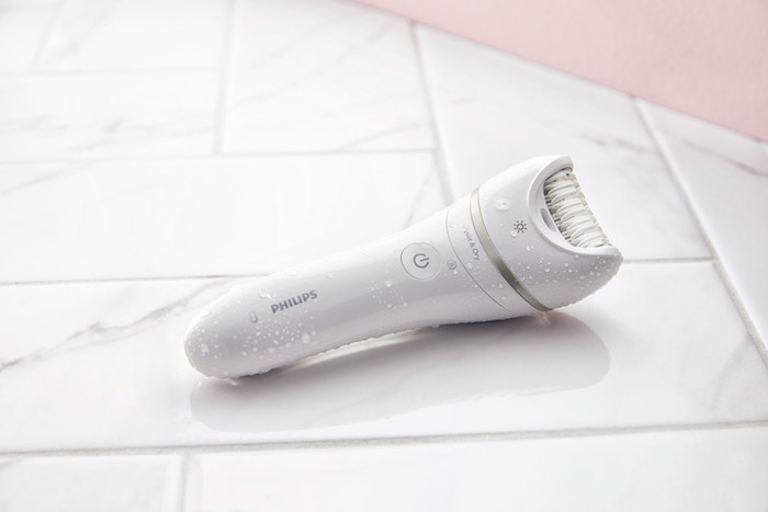 Philips Series 9000 BRE770/92 detail