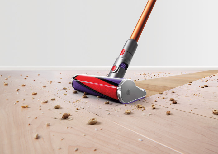 Dyson Cyclone V10 Absolute produkt in gebrauch